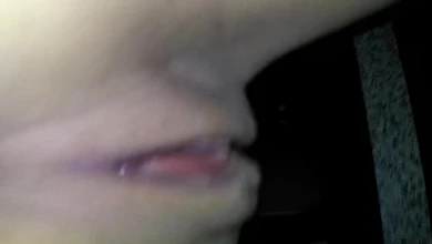 Парень без соглашения накончал в выпившую подружку, которая заехала посреди ночи потрахаться