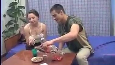 Парень набухал и трахнул грудастую соседку. Так же заставляет пьяную сучку принять сперму на лицо.