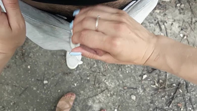 Оля специально снимает, как сосёт другому прямо на улице, чтобы разозлить бывшего парня