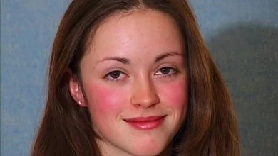 Русская студенточка 18-ти лет в первый раз ебётся в пизду и в очко прямо на кастинге Вудмана