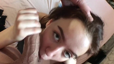 Молодые студенты вместо того, чтобы найти работу, продают записи своего порева